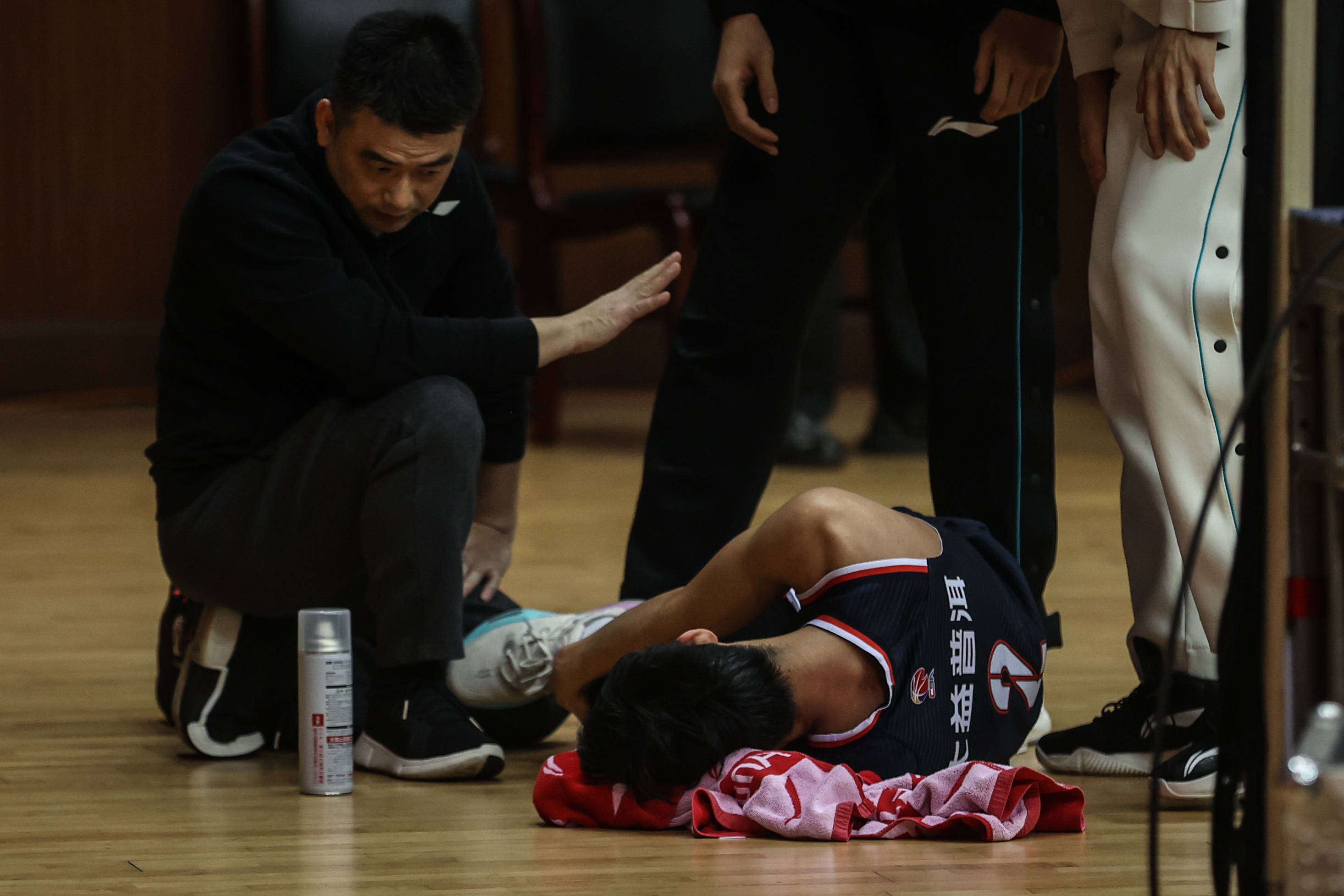 篮球职业联赛中球员受伤情况频发